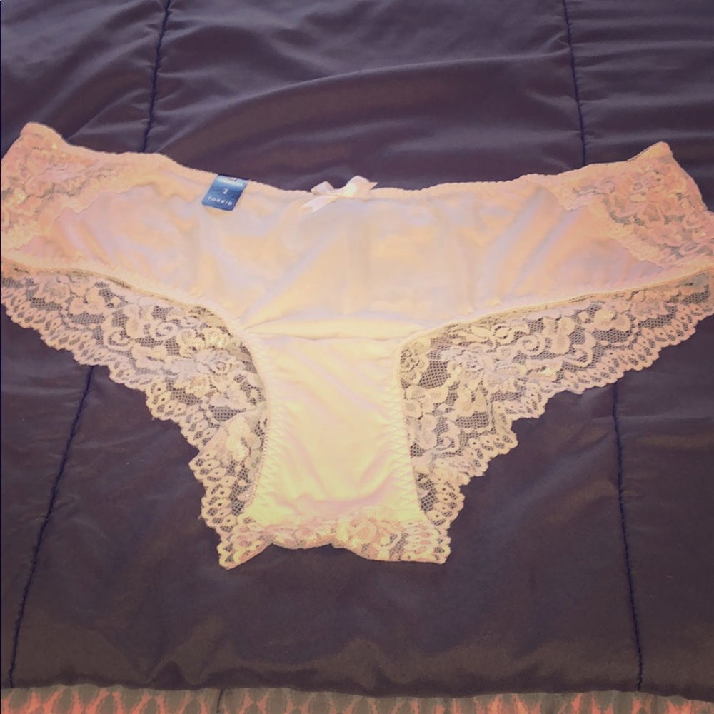 Torrid size 2 lace back underwear